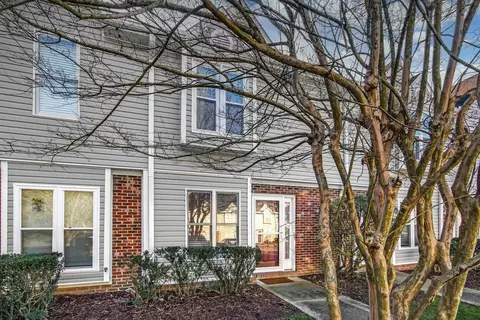 38 Parson Chase Ln, Durham, NC 27713 photo 2