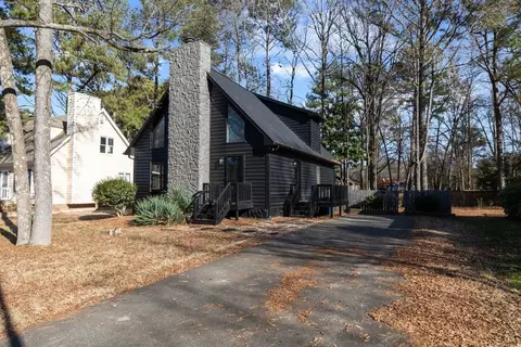 2718 Omah St, Durham, NC 27705 photo 2