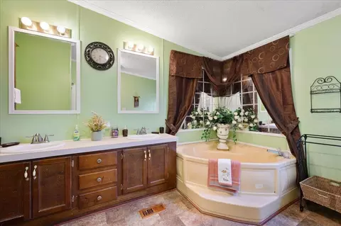 6604 Stokes Rd, Middlesex, NC 27557 photo 10