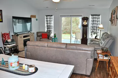 3554 Perrin Dr, Haw River, NC 27258 photo 9