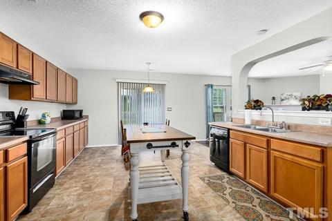 3511 Skybrook Ln, Durham, NC 27703 photo 9