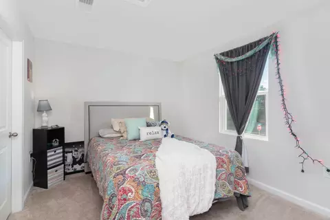 1004 Bridgewater Dr, Durham, NC 27704 photo 18