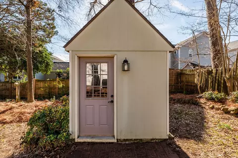622 E Whitaker Mill Rd, Raleigh, NC 27608 photo 21
