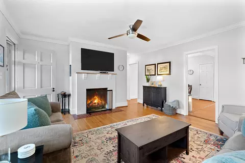 622 E Whitaker Mill Rd, Raleigh, NC 27608 photo 4