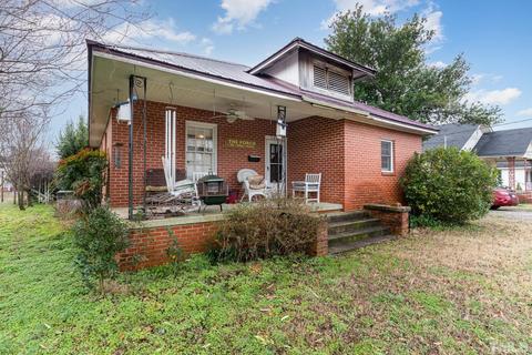 303 W D St, Erwin, NC 28339 photo 2