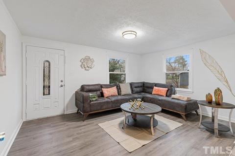 801 Carter Ave, Durham, NC 27703 photo 6