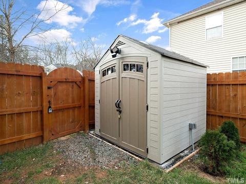 511 Ashburn Ln, Durham, NC 27703 photo 38