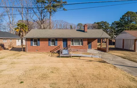 218 W Baker St, Ahoskie, NC 27910