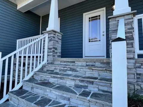 319 Lowery Ln, Benson, NC 27504 photo 2