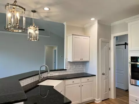 319 Lowery Ln, Benson, NC 27504 photo 8
