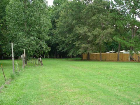 120 Cinnamon Ln, Erwin, NC 28339 photo 9