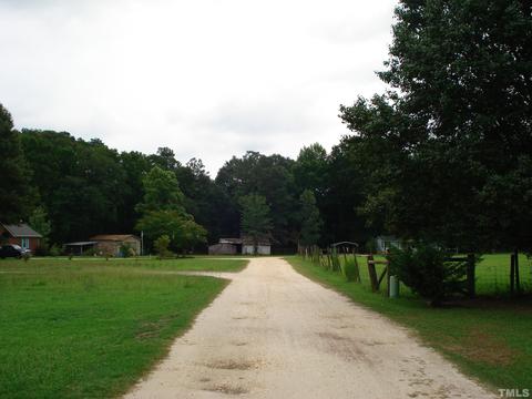 120 Cinnamon Ln, Erwin, NC 28339 photo 11