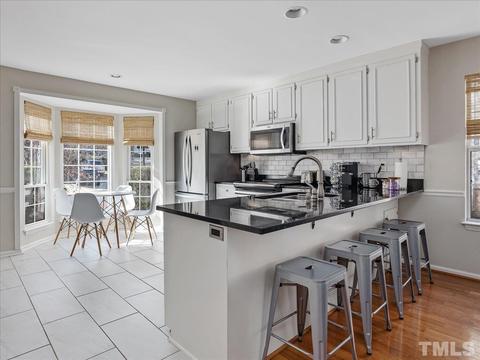4612 Timberhurst Dr, Raleigh, NC 27612 photo 5