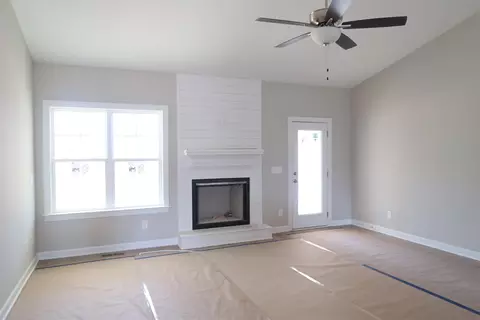 121 Crescent St, Pine Level, NC 27568 photo 14