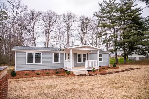 587 Tonker Dr, Roxboro, NC 27573 photo 2