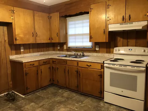 254 Vicksboro Rd, Henderson, NC 27536 photo 4