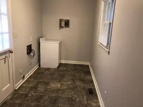 254 Vicksboro Rd, Henderson, NC 27536 photo 5