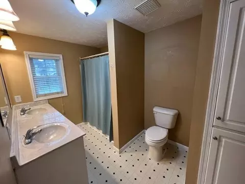 107 4th St, Erwin, NC 28339 photo 21