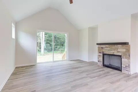 4506 Gresham Dr, Oxford, NC 27565 photo 9