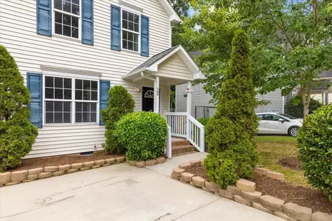 708 Brye St, Durham, NC 27703 photo 5