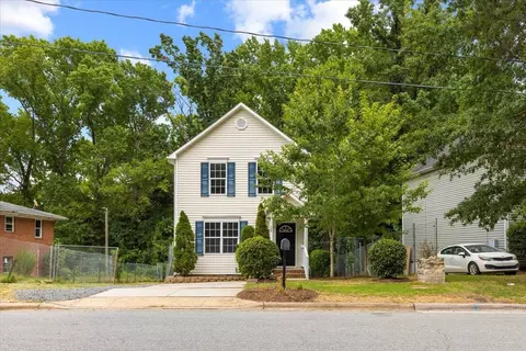 708 Brye St, Durham, NC 27703 photo 4