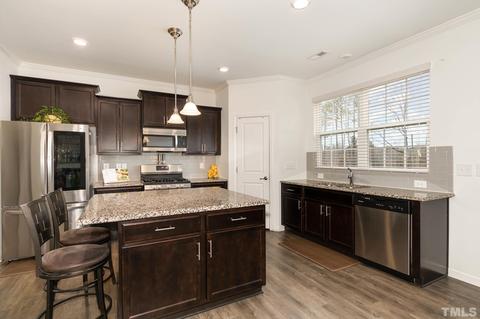 110 Peninsula Ct, Durham, NC 27703 photo 9