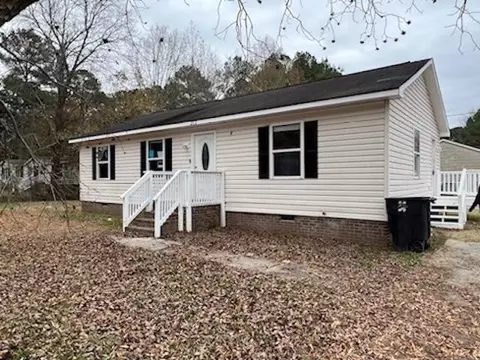 212 Suggs St, Princeville, NC 27886