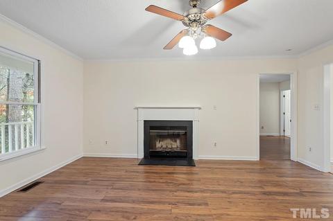 14 Syracuse Pl, Durham, NC 27704 photo 2