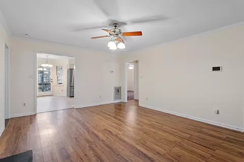 14 Syracuse Pl, Durham, NC 27704 photo 6