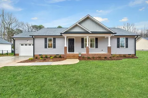 732 Bear Rd, Benson, NC 27504 photo 1