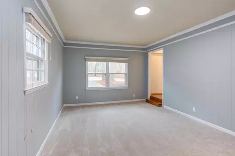 624 E Millbrook Rd, Raleigh, NC 27609 photo 12