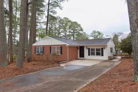 624 E Millbrook Rd, Raleigh, NC 27609 photo 1