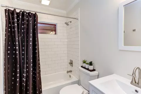 624 E Millbrook Rd, Raleigh, NC 27609 photo 13
