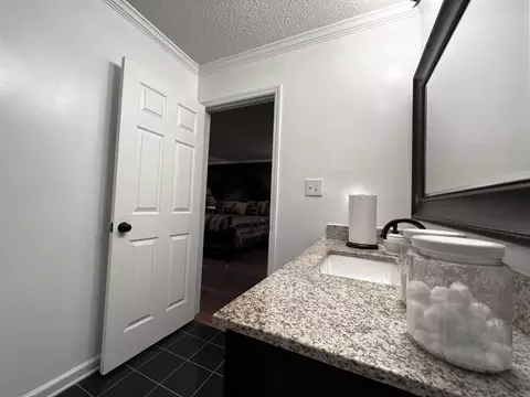 424 Eugene St, Durham, NC 27701 photo 17