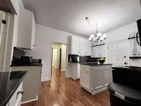 424 Eugene St, Durham, NC 27701 photo 8