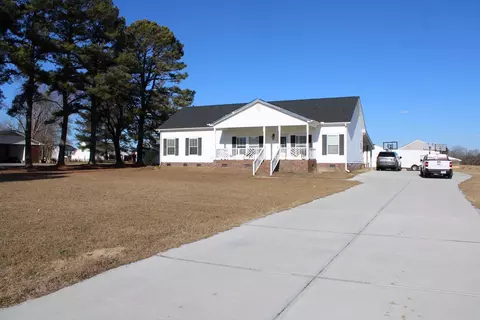 3346 Mount Pleasant Rd, Willow Spring, NC 27592 photo 2