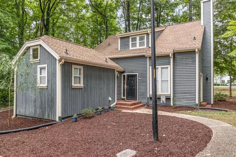 6045 Sentinel Dr, Raleigh, NC 27609