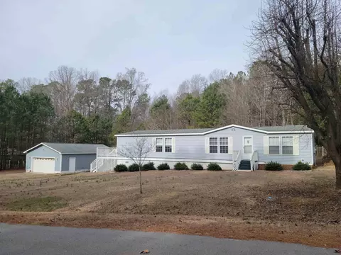 110 Poplar Dr, Macon, NC 27551