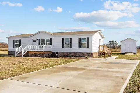 73 Stardust Ln, Selma, NC 27576 photo 1