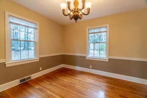 2 Maple Dr, Chapel Hill, NC 27514 photo 28