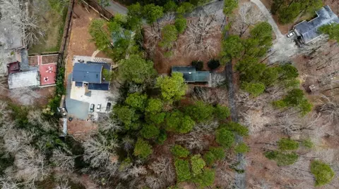 2 Maple Dr, Chapel Hill, NC 27514 photo 8