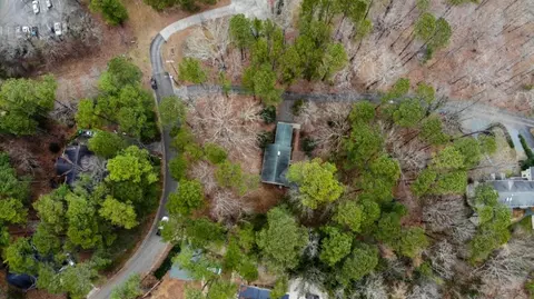 2 Maple Dr, Chapel Hill, NC 27514 photo 5
