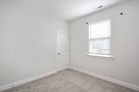 1307 White Beach Ln, Durham, NC 27703 photo 17