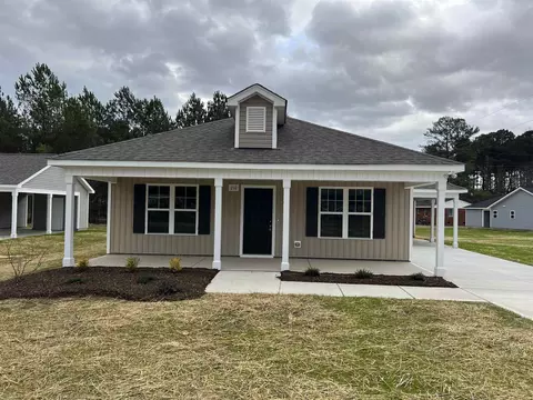 210 Mitchner St, Selma, NC 27576 photo 1
