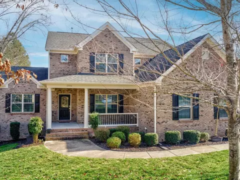2804 Reynolda Cir, Durham, NC 27712 photo 2
