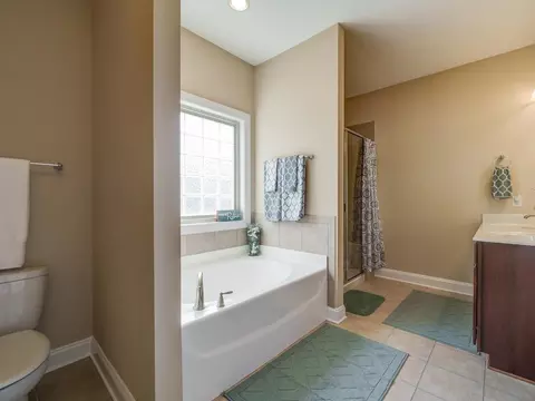 2804 Reynolda Cir, Durham, NC 27712 photo 23
