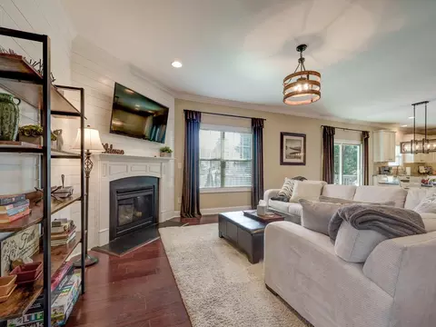2804 Reynolda Cir, Durham, NC 27712 photo 12