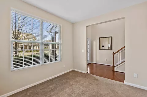 126 Glenview Ln, Durham, NC 27703 photo 4