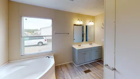 100 Rams Pl, Mount Olive, NC 28365 photo 12