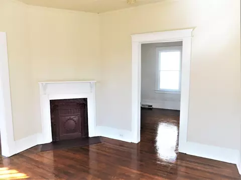 514 E Umstead St, Durham, NC 27701 photo 2